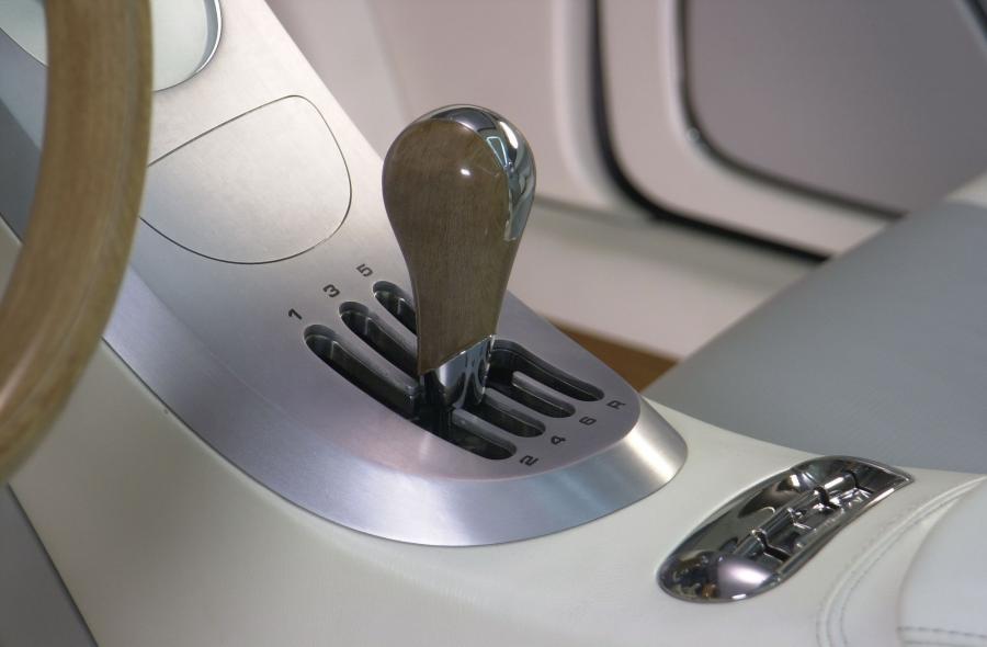  Hyundai HCD-8 Concept 2004 года  (фото 42 из 51)